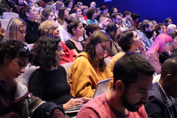 Foto genèrica Fòrum