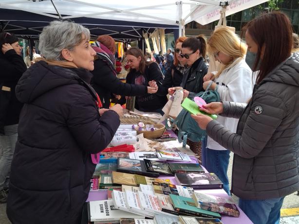 Una Súper Jordina lluïtadora contra pluja i vent