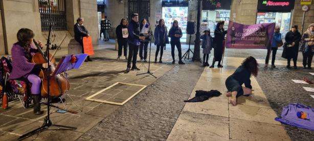 Prou feminicidis: "¡Nos queremos vivas! Ens volem vives!"