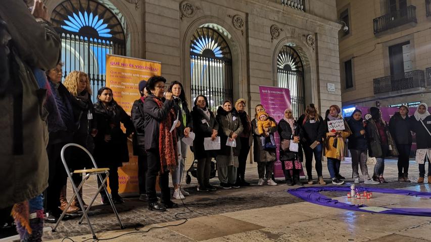 Concentració 18 de setembre de 2019 amb Diàlegs de Dona