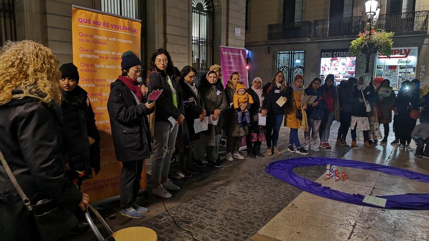 Concentració 18 de setembre de 2019 amb Diàlegs de Dona